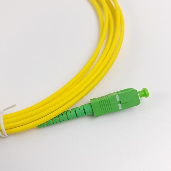 光パッチコード 黄色ピグテール SC/APC G652D シングルモード LSZH 1M シンプレックス 2.0mm 光ファイバーパッチコード