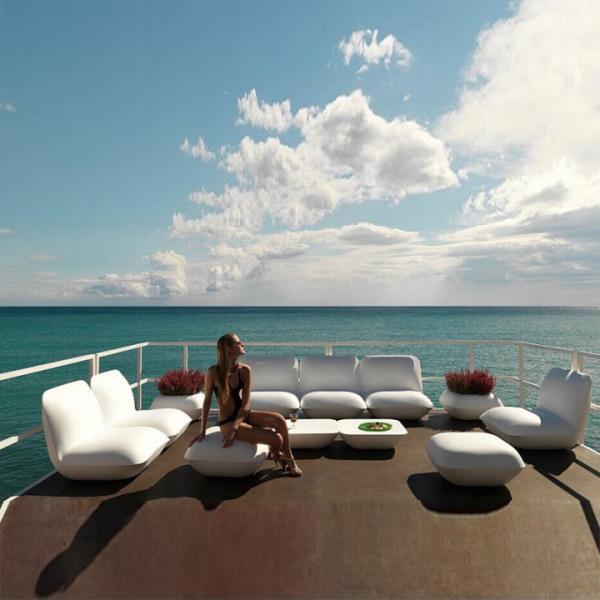 Набор стекловолокнистой мебели