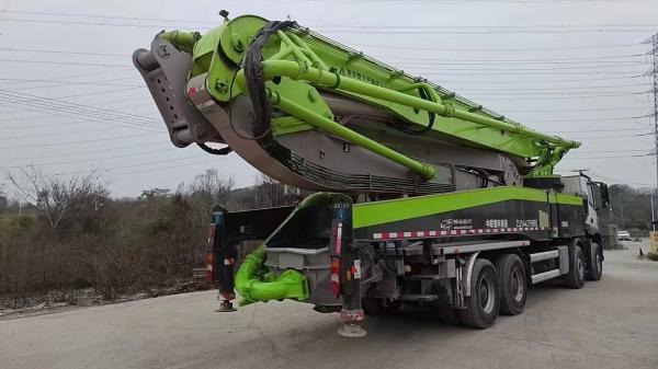 Used/second-hand 2021year Zoomlion Benz Chassis 56m Concrete Pump Truck Readymix Concrete Transport For Construction Work