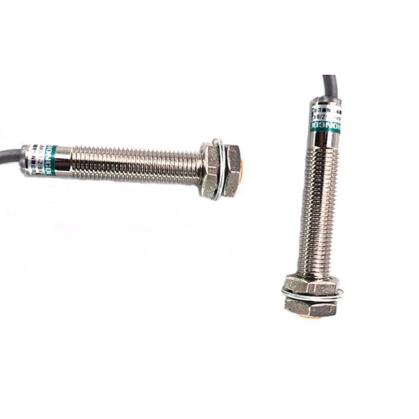 High Reliability 2 Wire Inductive Proximity Sensor With Multiple Protection