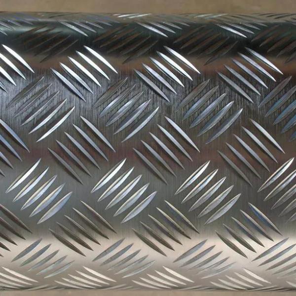 3003 H24 Aluminum Checkered Plate Patterned Al Alloy 3mm Customized Size For Construction
