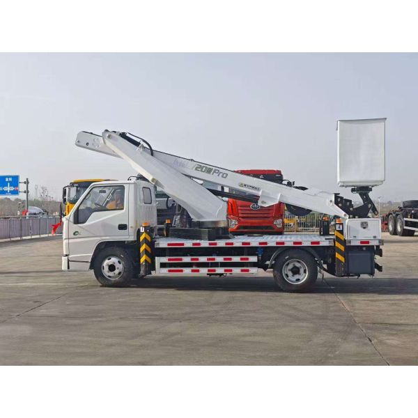 JMC Aerial Work Vehicle Electric Power Repair Vehicle Aerial Platform Truck Aerial Work Vehicle