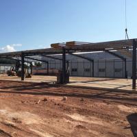 Material de construcción prefabricado de metal kits prefabricados de tamaño mediano estructura de acero ligero fábrica almacén