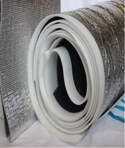 Película PET laminada de espesor de 10 a 50 micras y tratamiento de corona de uno o dos lados