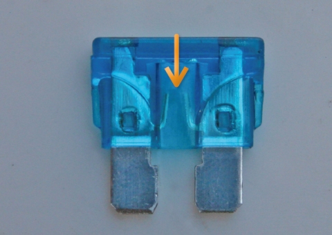 Plug In Zinc Alloy Automotive Fuses Mini Auto Blade Fuse Rated 32VDC 20A Yellow 11mm For Automotive Passenger Car