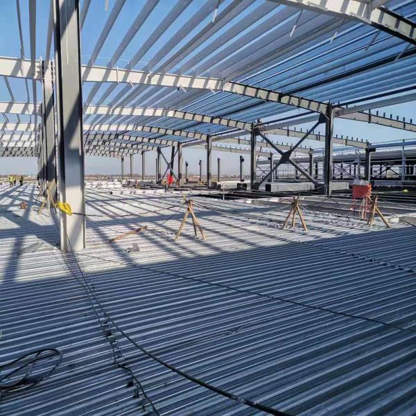 Construction de bâtiments industriels préfabriqués en acier