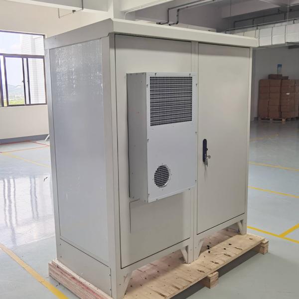 Front Two 2 Doors Outdoor Telecom Cabinet With AC Heat Insulation