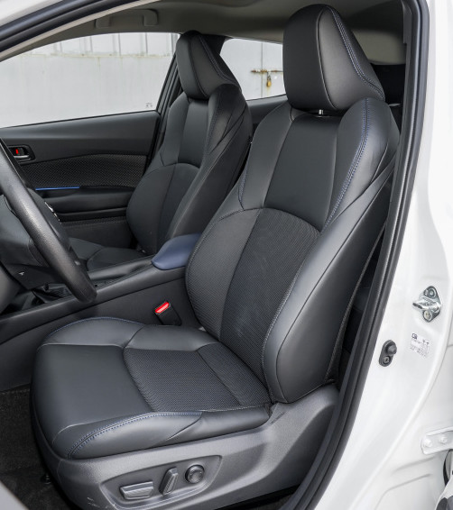 Версия 2023 Lingxian спаренного двигателя спаренного двигателя 2.0L Тойота C-HR умная электрическая гибридная