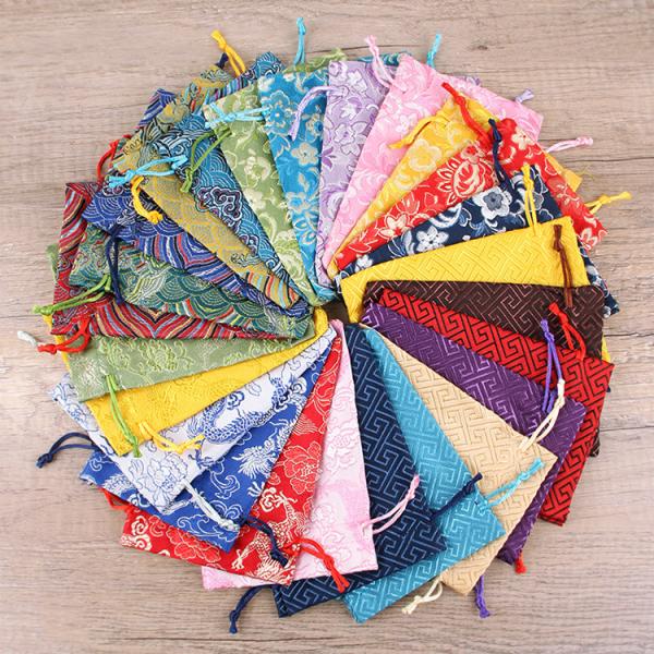 Customized Color Chinese Style Brocade Drawstring Bag for Customized Logo Jewelry Pouch
