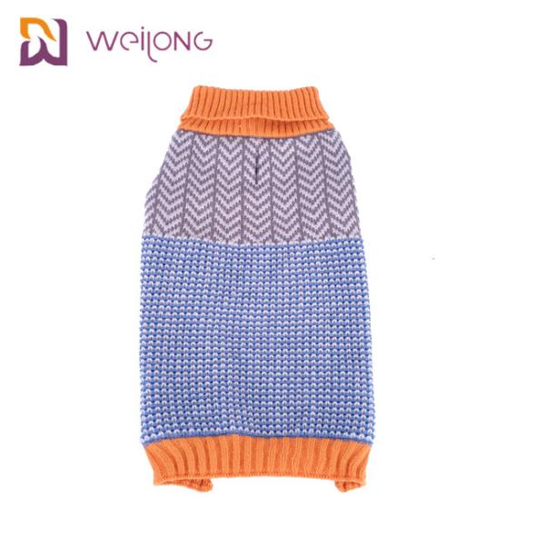 Классический кабель вяжет любимца пальто прыгуна свитера любимца теплого зима одевает обмундирования для котов собак