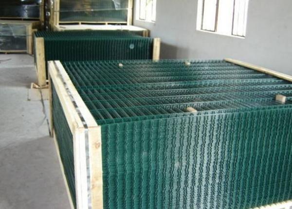 PVC Coated Wire Mesh Fence Panels For Highway / Construction Green Color