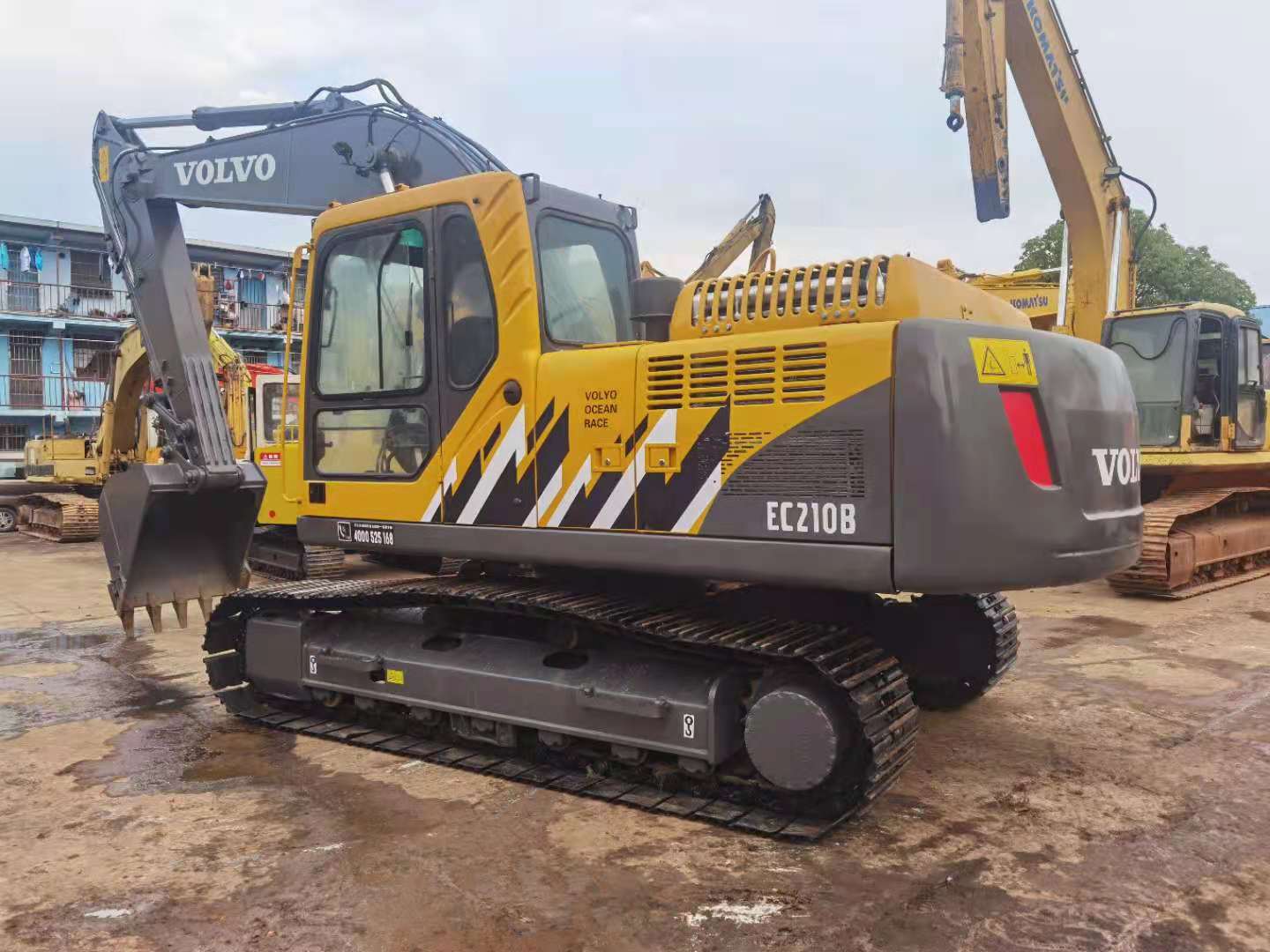 EC210BLC использовало вес 21000 kg 1.25m3 экскаватора Volvo работая