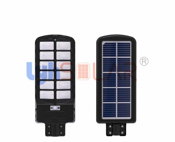 IP65 Waterproof Street Lamp Post Solar With ABS And PC Materials Anti UV