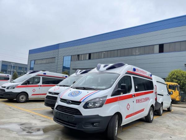 Distância entre o eixo dianteira e traseira móvel do carro 3610mm da ambulância da emergência do recipiente do hospital