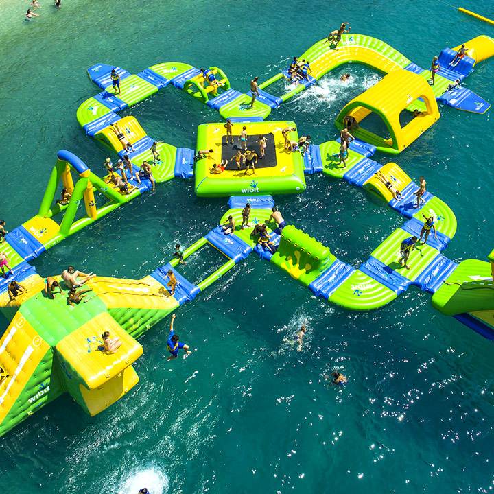 Large Floating Aqua Park Designed for Outdoor Water Recreation Resort Activities And Commercial Lake Operation Projects