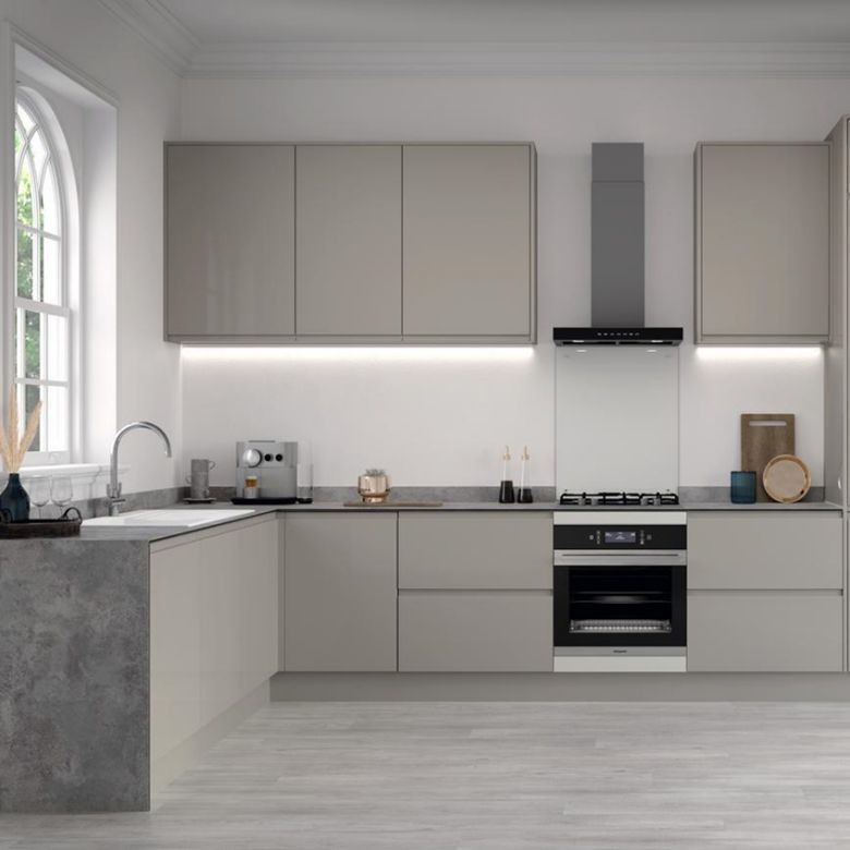MDF Door Material and Blum Hardware Combination Newest Modern Lacquer Kitchen Cabinet