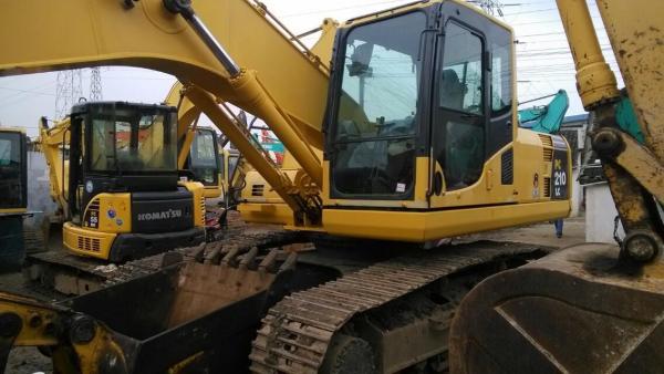 Used komatsu excavator PC210 JAPAN