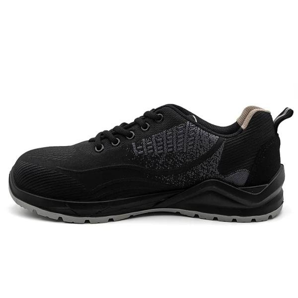 Des bottes à tricot à la mouche, confortables, pour hommes.