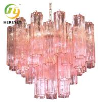 Verre de lustre de cru de 4 niveaux et construction métallique nickelée