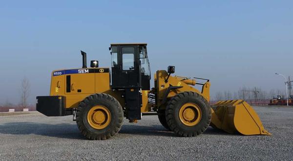 SEM652D wheel loader with pallet fork logging wheel loader for sale