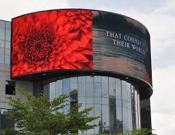 Curve Led Outdoor Advertising Screens Full Color P4.81 Высокий показатель обновления Внутренний полноцветный светодиодный экран