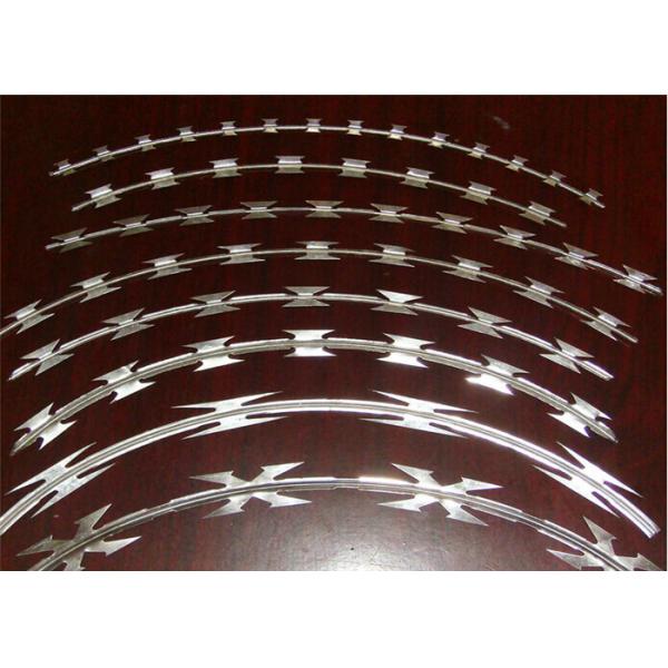 Sharp, solid, easy to install,razor blade barbed wire,Twist weaving,firm and beautiful,corrosion-resisting and oxidation