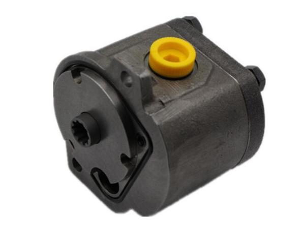 AP2D18 Hydraulic Pilot pump Outer/Inner Gear pump for Excavator CAT E305/E305.5 Kobelco SK55/SK60-8 CASE CS55 excavator