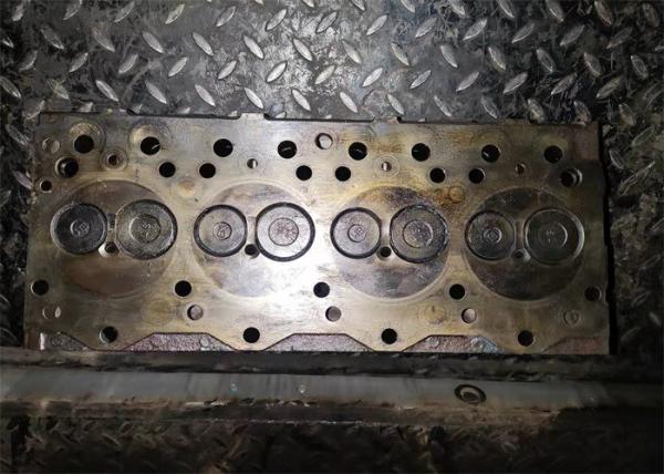 cabeças de motor 4D95-5 usadas diesel para a máquina escavadora PC130-8 com 4 cilindros