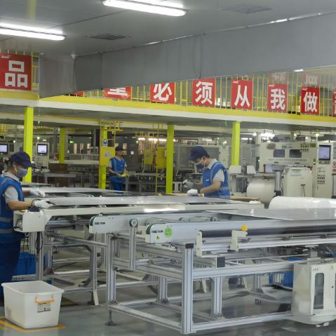 Shenzhen HYPET Carbon Crystal Plate Extrusion Production Line , Three Layers PVC Foam Board Equipment Making Machine Manufacturer