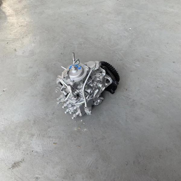 Использованный дизельный двигатель Isuzu MITSUBISHI NKR 4JB1T топливный насос