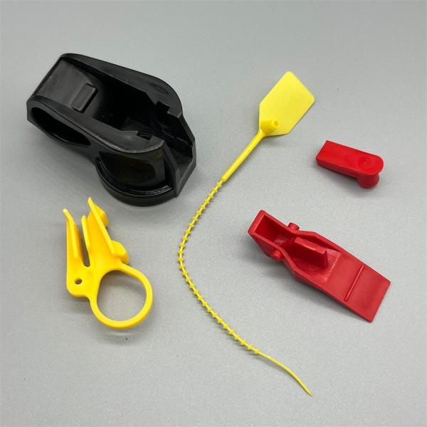 Fire Extinguisher Valve Fittings And Couplings For Industrial Safety Equipment, Durable Pressure Connection Components For Emergency Fire Protection Systems
