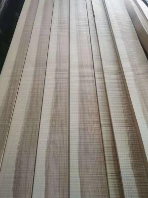 O corte áspero do OEM folheia a largura de Ash Veneer 10cm do americano da umidade de 8%
