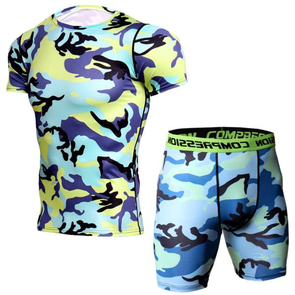 Gym Fitness Mens Swim Shirt Loose Fit , Rash Guard Suit Fancy Delicate Workmanship