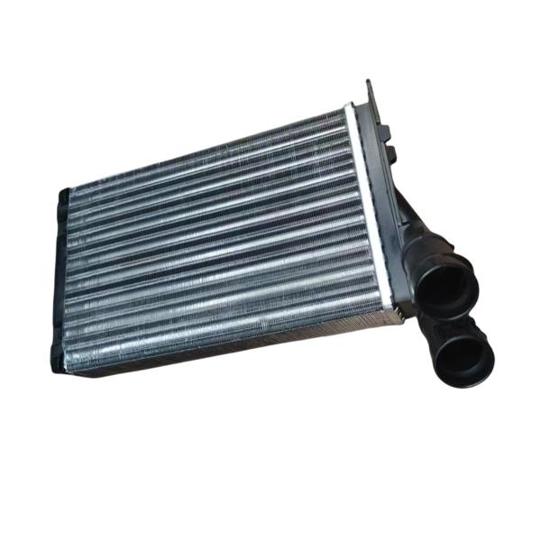 Pièces détachées automobiles 1.6 réservoir d'eau à air chaud pour Peugeot Citroën Plymouth Chrysler OE 8262000 C00006448C8