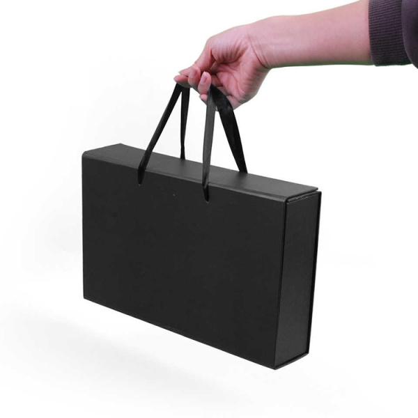 CMYK Printing Embossing 600gsm Hair Extension Packaging Boxes