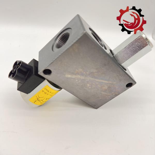 A820103010171 Fractional cooling reversing body radiator valve block is suitable for Sany concrete pump truck