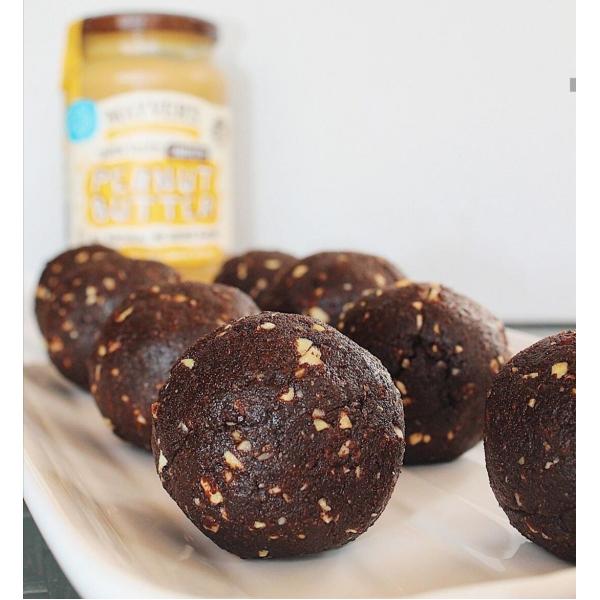 Автоматические P160 сжимают заполненную нержавеющую сталь 304 машины шарика даты