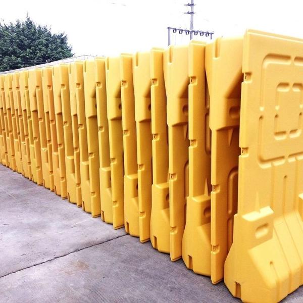 1.8M moulage par soufflage palettes en plastique municipale enclos pour chevaux d'eau avec personnalisation et thermosetting