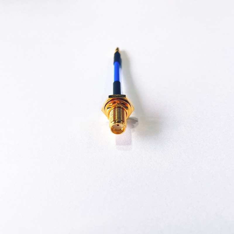 RF Cable Assembly with DC-18G Frequency Range Low VSWR ≤1.25 and Gold Plated Brass Connectors