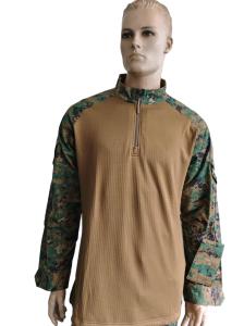 Haut d'entraînement à col montant et demi-patte de boutonnage camouflage de