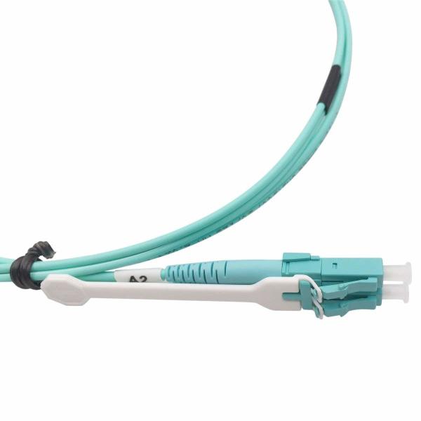 Pulling Type LC Connector Multimode Duplex Optical Fiber Patch Cord 40Gb LSZH 2.0mm