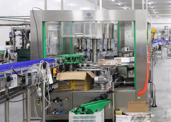 Glass PET Bottle Labeling Machine , High Speed Beverage Packaging Equipment