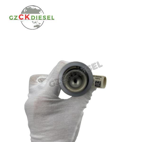 Diesel Fuel Injector 03829087 BEBE4C08001 for Volvo Penta D16 Engine