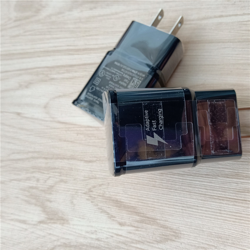 переходник 50hz силы штепсельной вилки заряжателя стены телефона 5V 2A/USB - 60hz для  S6 S8