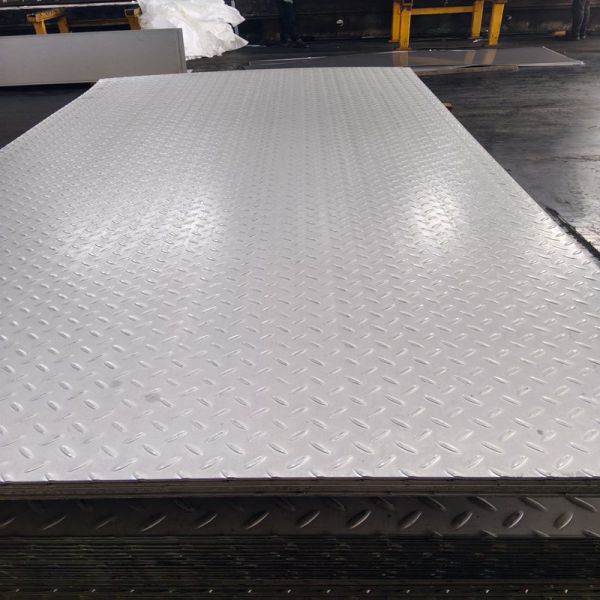Industrial Checker Plate Anti Slip Stainless Steel Embossed Plate Diamond Pattern Floor Sheet