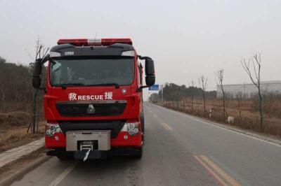 JY120 HOWO Fire Department Rescue Truck 8660 X 2530 X 3550MM