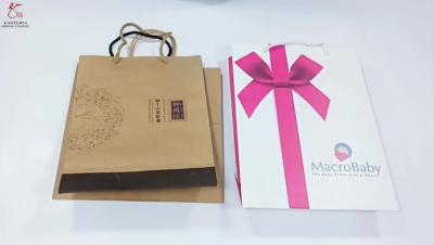 Gravar carimbando o presente de papel impresso ensaca a cor biodegradável de CMYK