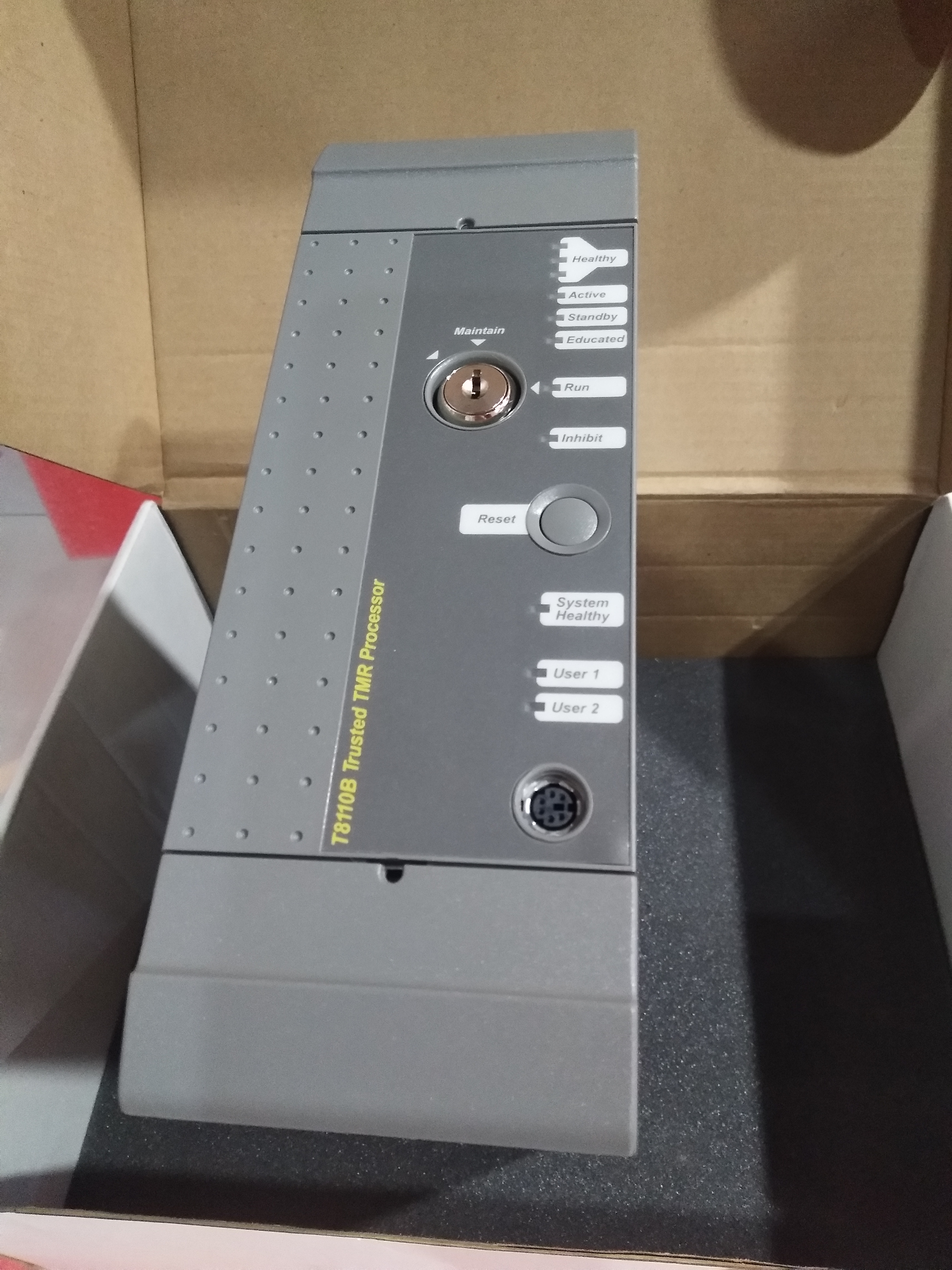 Гарантия ICS Triplex T8110B совершенно новая на один год