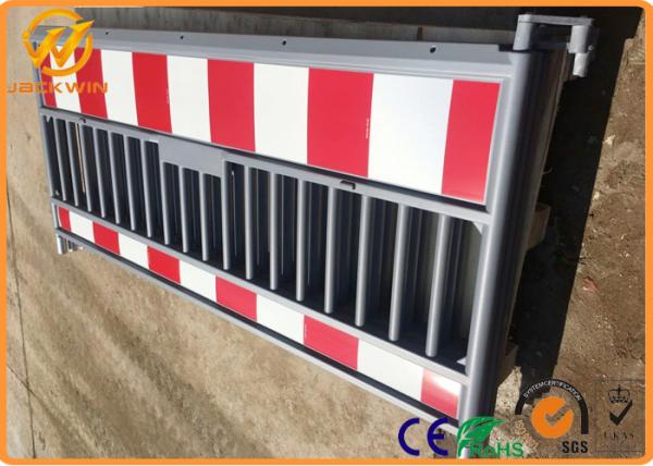 European Standard Road Safety 2000mm Plastic Traffic Barrier / Plastic Safety Barricade