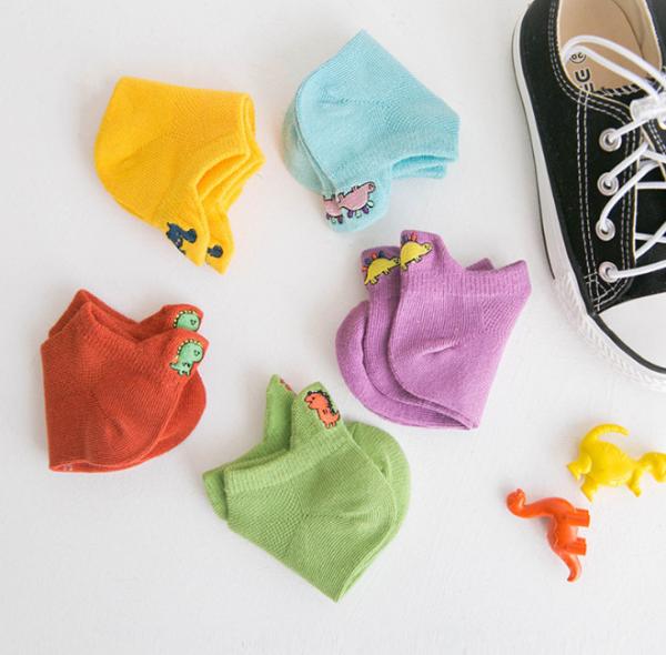 Latest style baby kids colorful socks embroidery logo comfortable cotton children socks